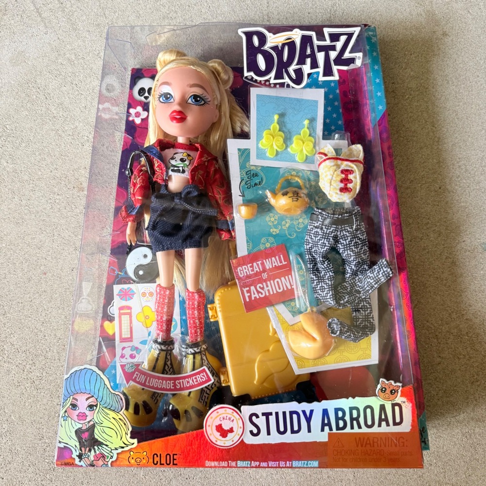 Bratz Study Abroad Cloe Doll China First Edition Collector MGA Entertainment NIB